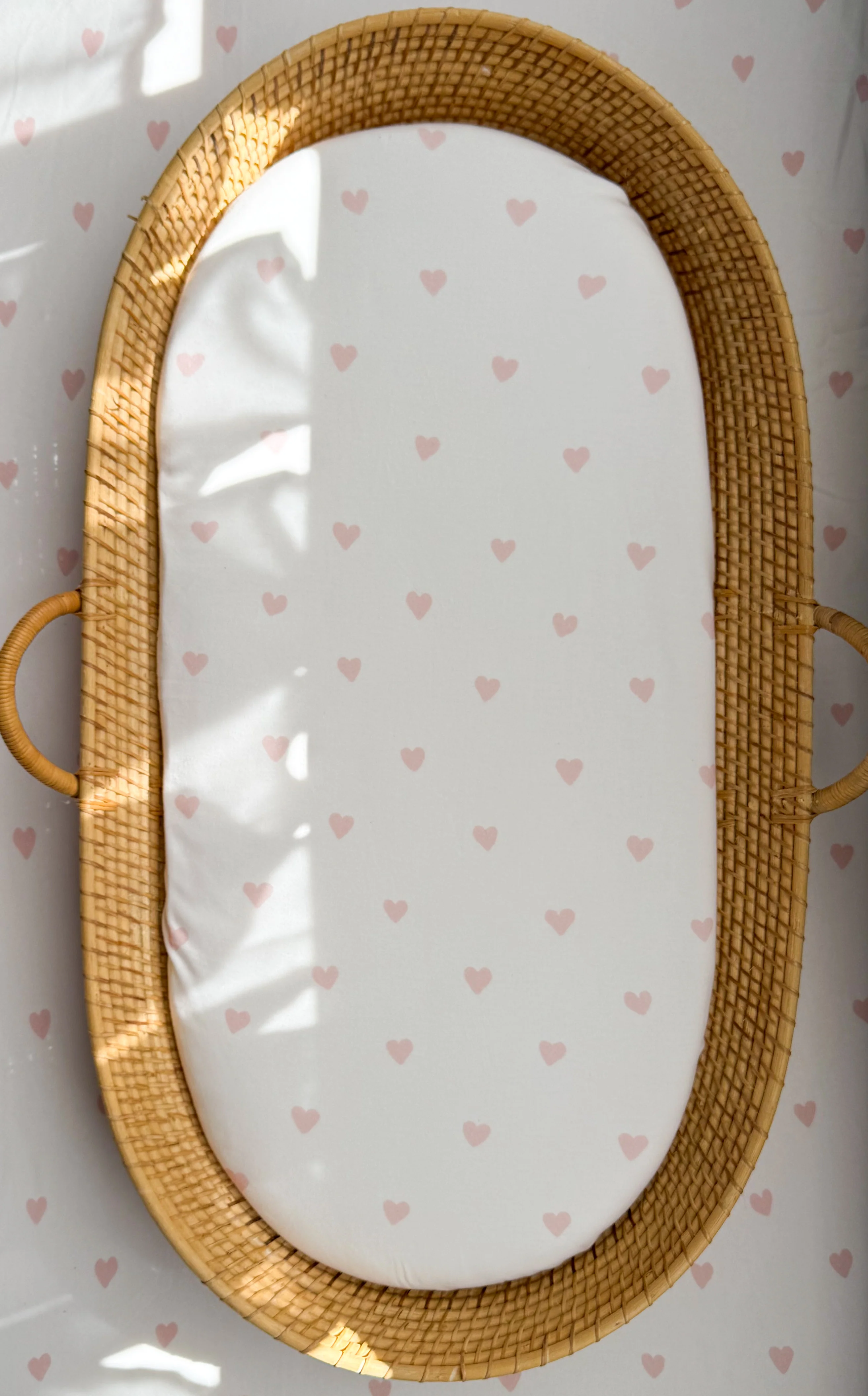 Bassinet Sheet | Pink Hearts - Image 4