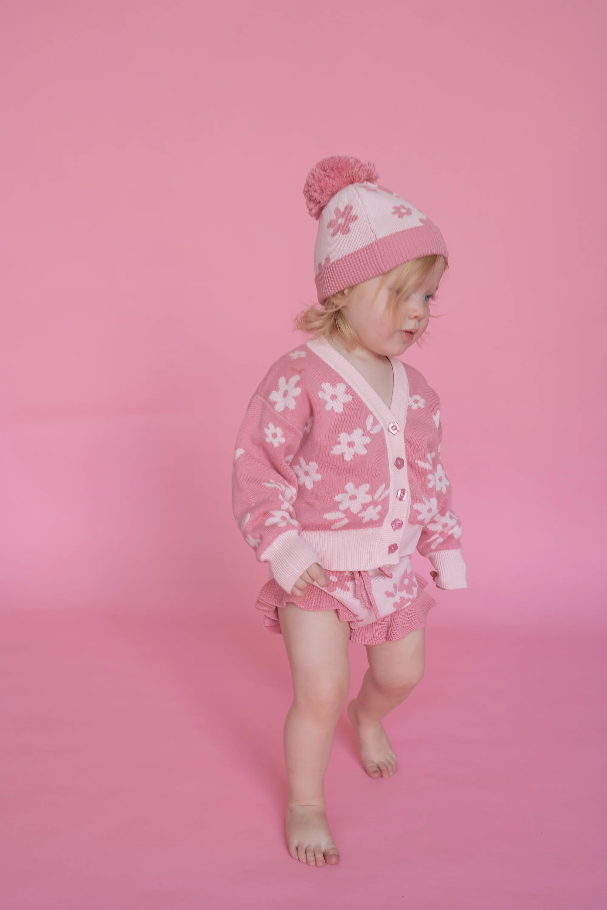 Knitted Cardigan | Daisy Floral Strawberry - Image 11