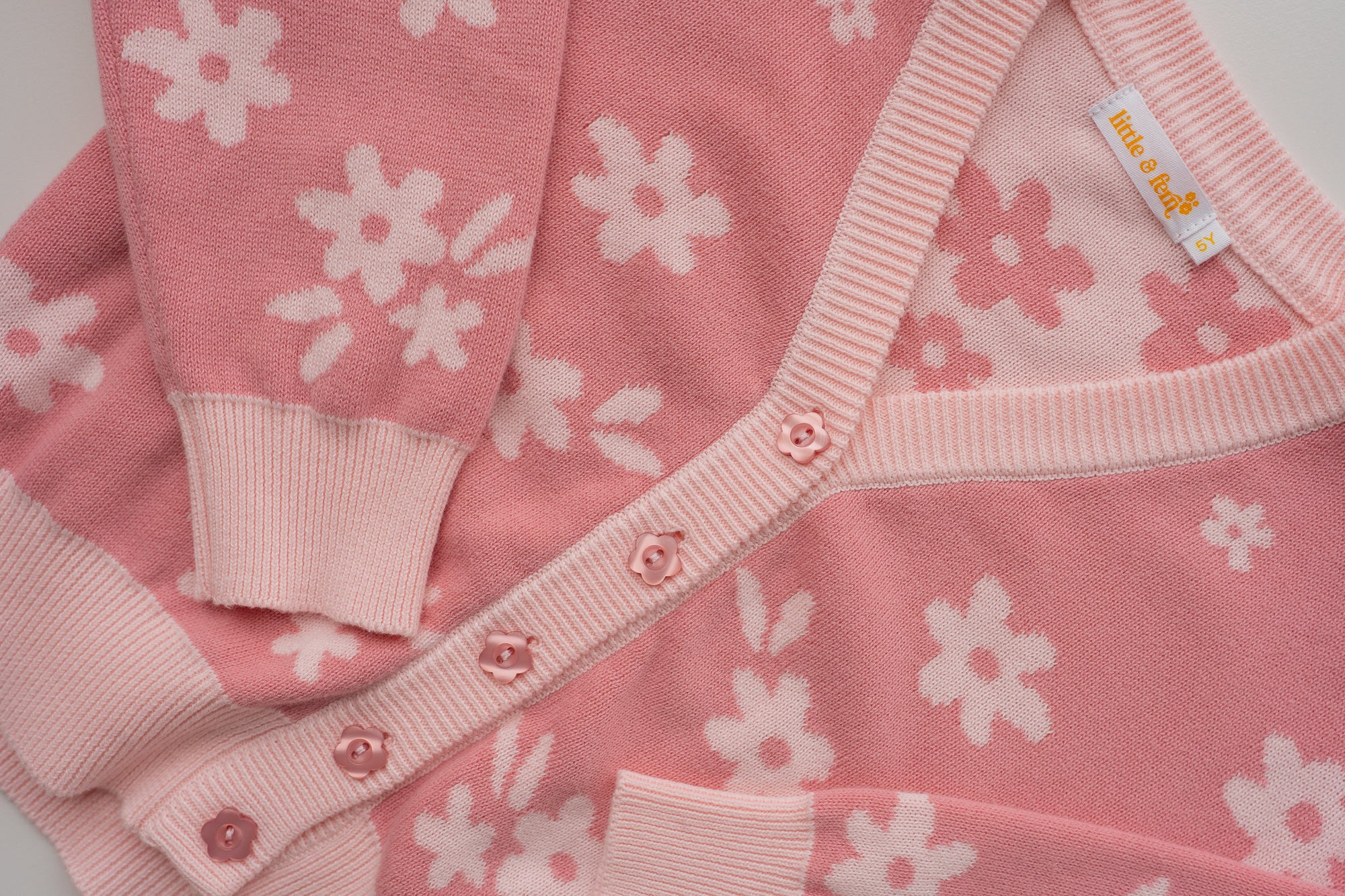 Knitted Cardigan | Daisy Floral Strawberry - Image 12