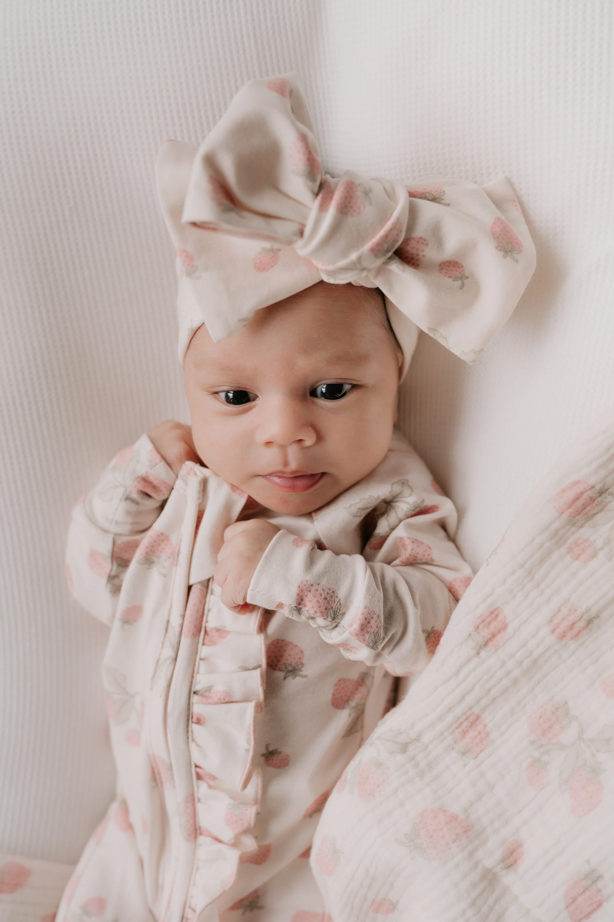 Oversized Topknot | Strawberries - Image 3