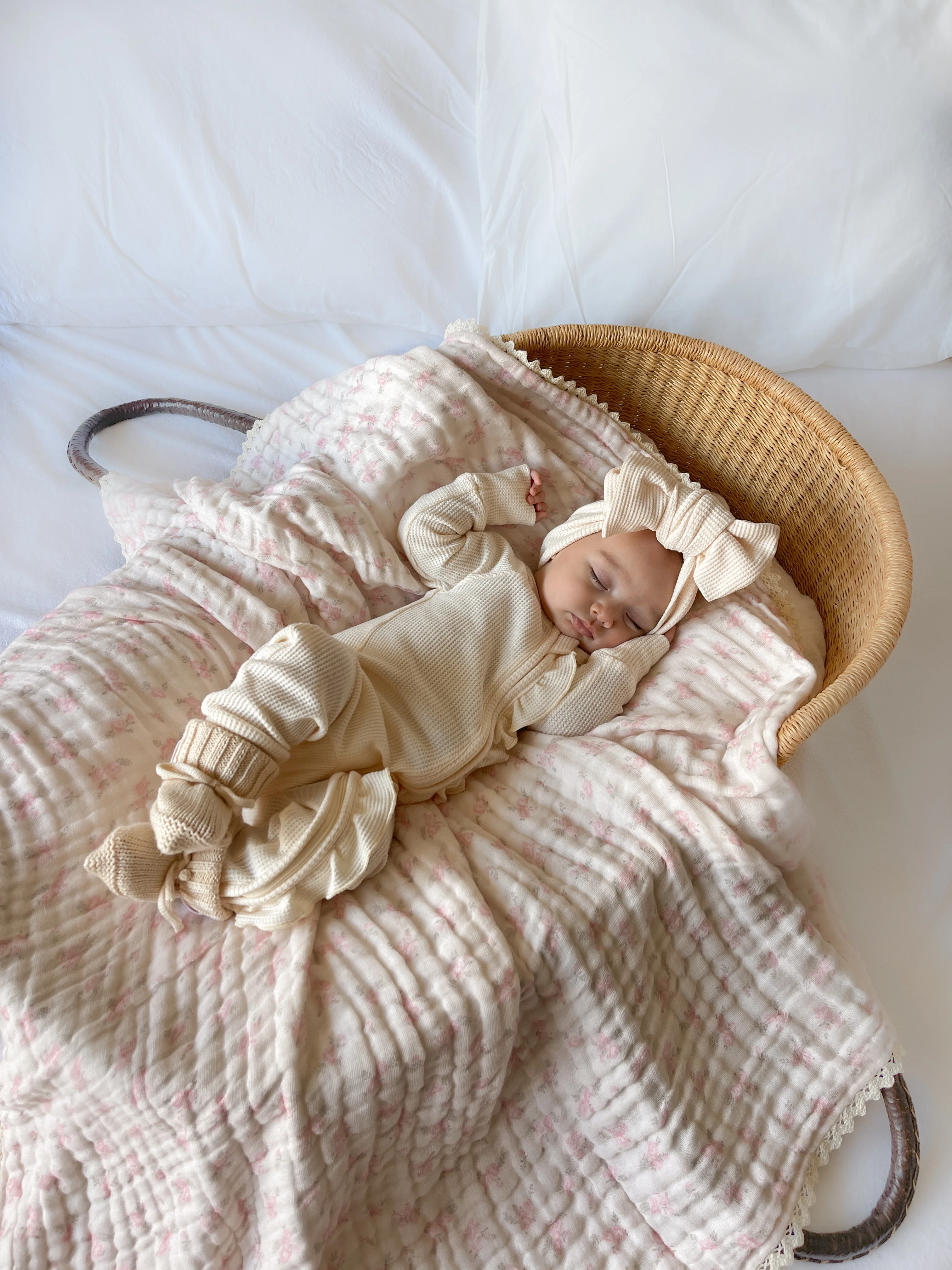 Gauze Lace Blanket | Country Floral - Image 5