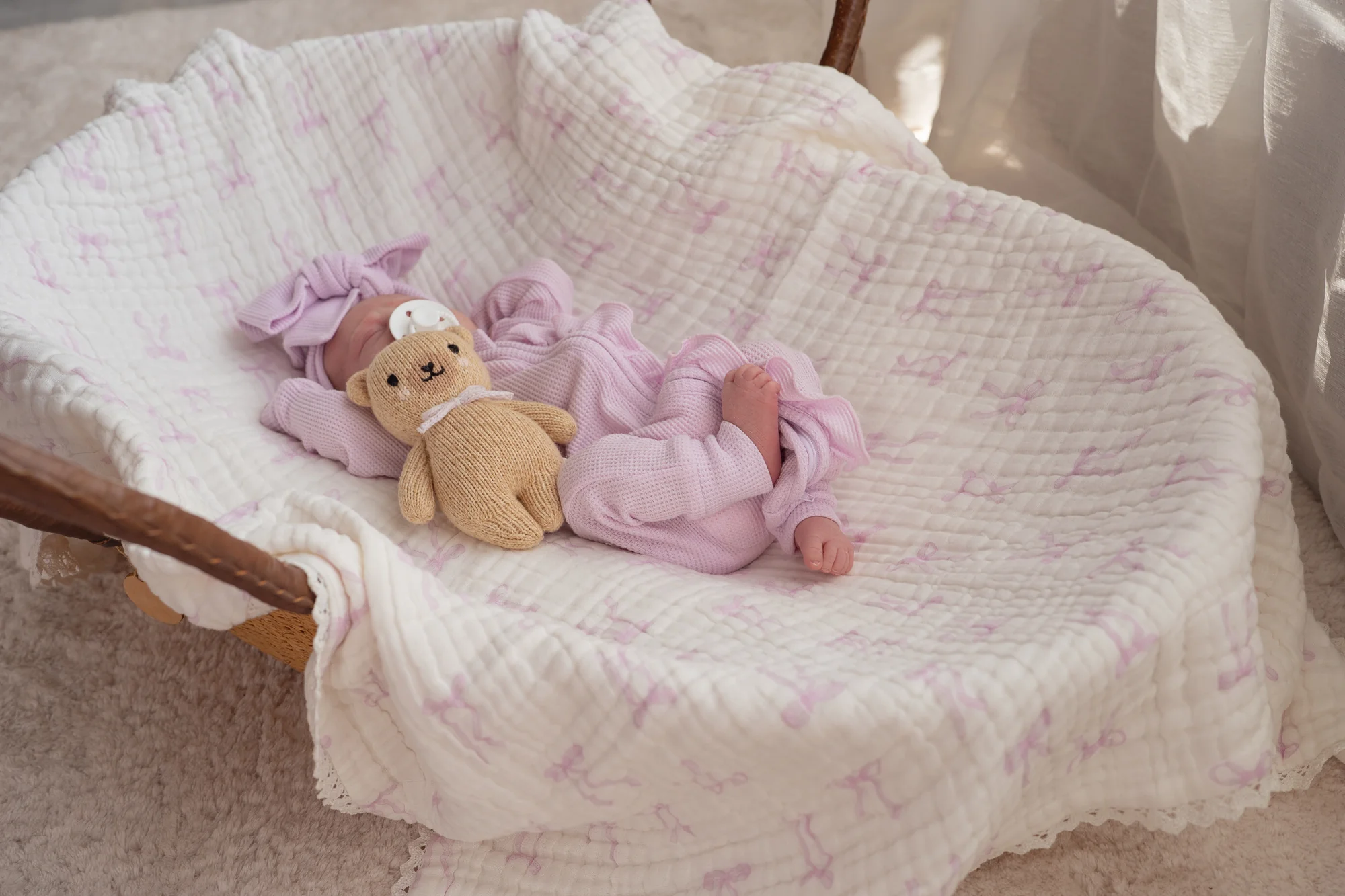 Gauze Lace Blanket | Lilac Bows - Image 6