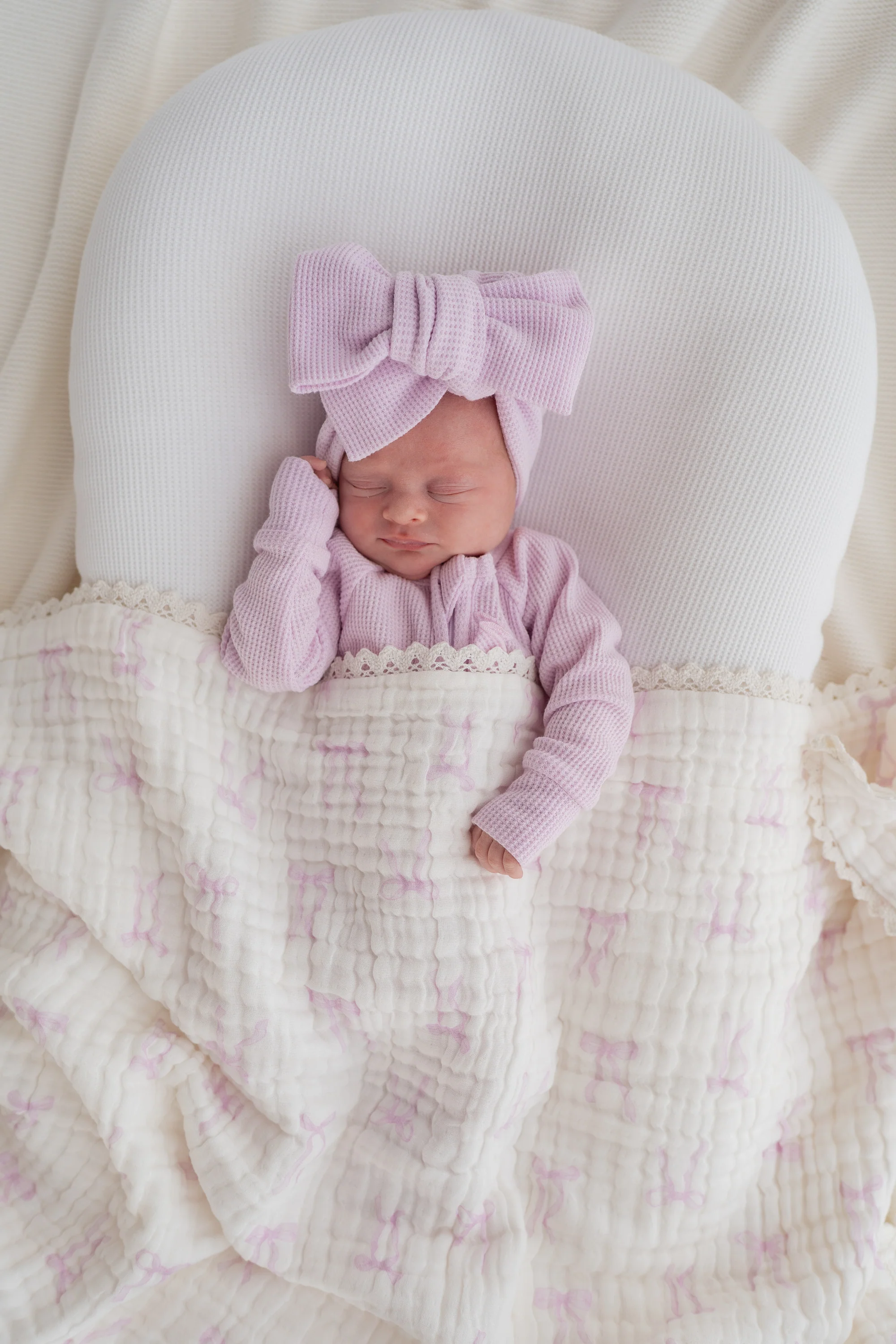 Gauze Lace Blanket | Lilac Bows - Image 7