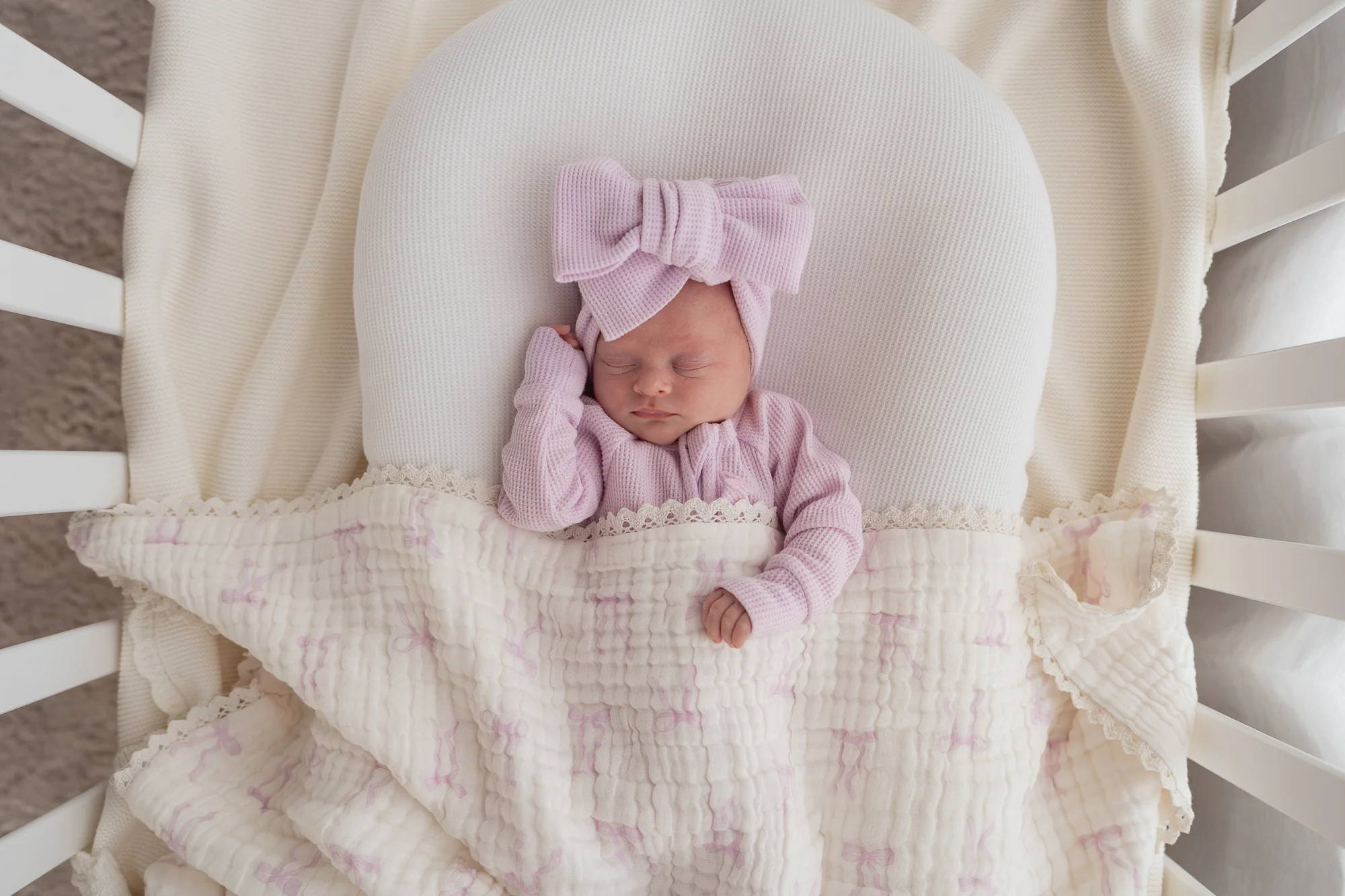 Gauze Lace Blanket | Lilac Bows - Image 8