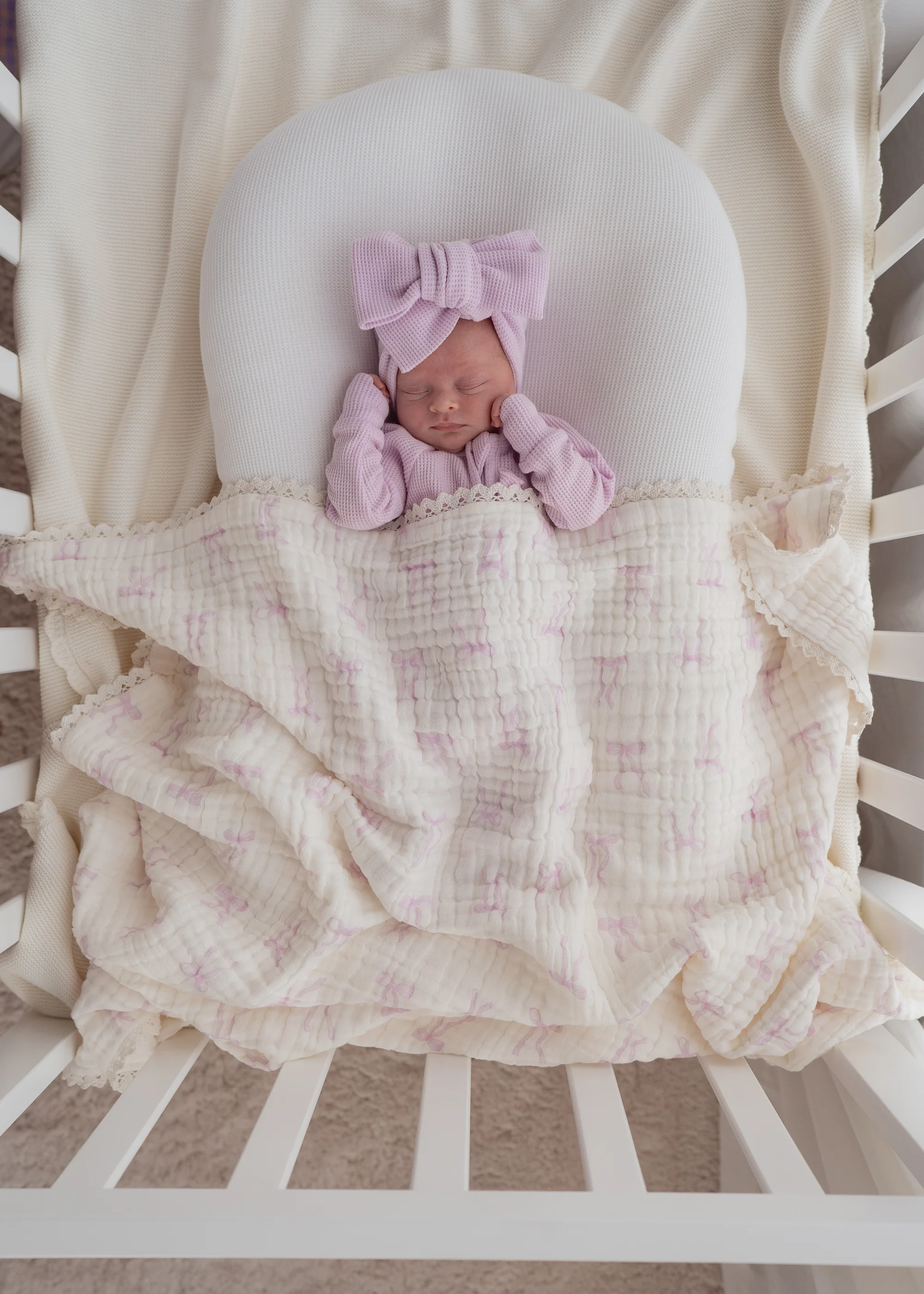 Gauze Lace Blanket | Lilac Bows - Image 9