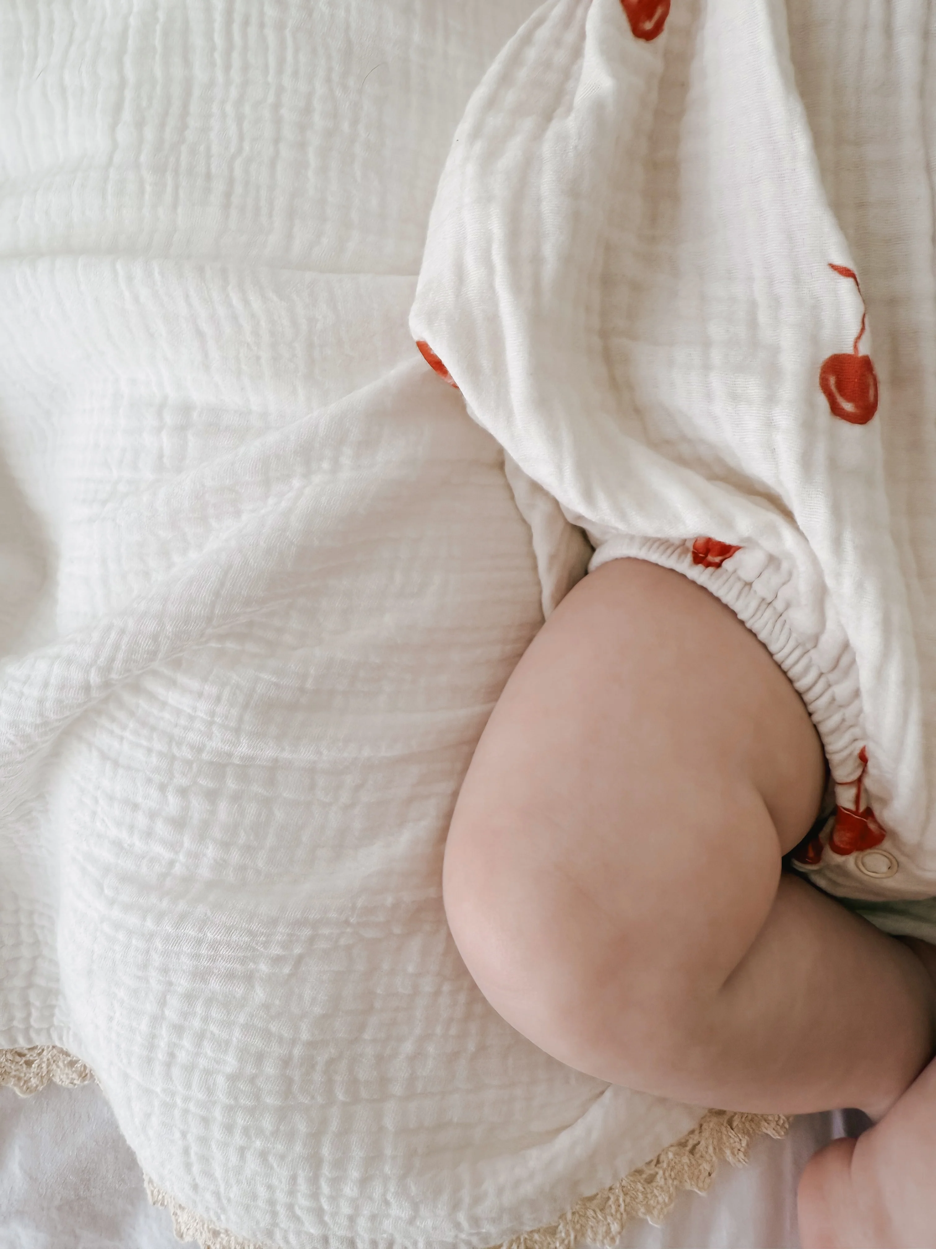 Tie Muslin Romper | Red Cherries - Image 6