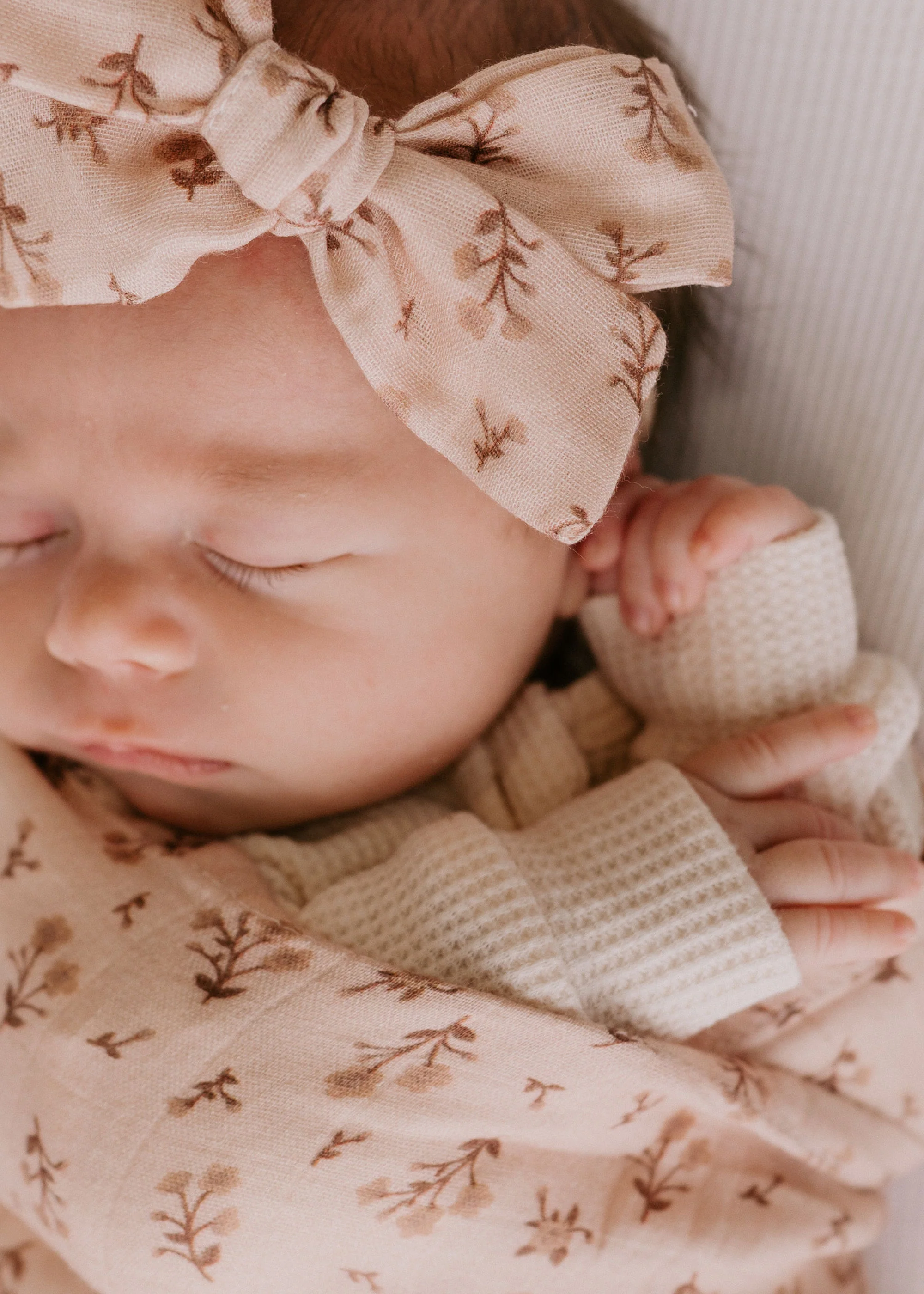 Muslin Swaddle | Paisley Coffee - Image 4